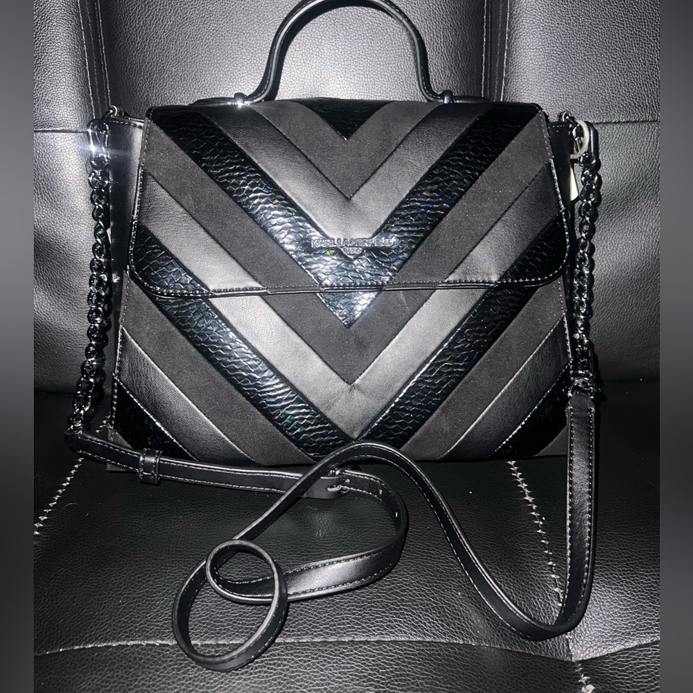 KARL LAGERFELD PARIS NWT
Charlotte Small Top Handle
Satchel